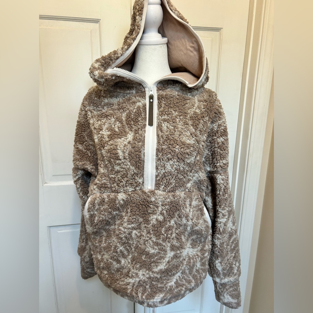 Prana Tan Sherpa Jacket Polar Escape 1/2-Zip
Pullover